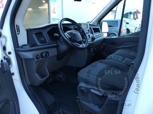6 - FORD TRANSIT 2.0 TREND FURGON 2022r.