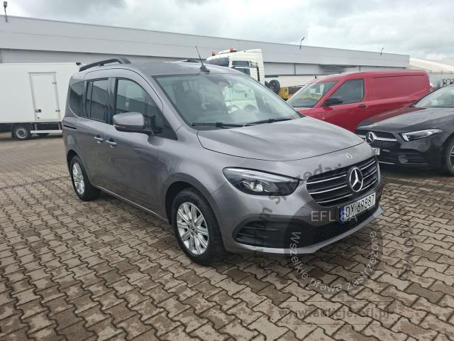 5 - MERCEDES-BENZ T180 D PROGRESSIVE AUTOMAT 2025r. DX69887 Pojazd znajduje się w firmie MDM AUTO sp. z o.o. ul. Morska 78A, 81-225 Gdynia