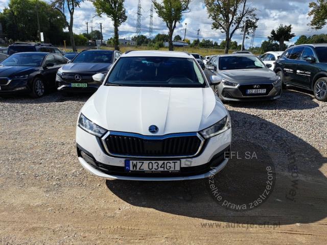 2 - SKODA Octavia 2.0 TDI Ambition DSG 2023r. WZ034GT Pojazd znajduje się w firmie MDM AUTO sp. z o.o. ul. Morska 78A, 81-225 Gdynia
