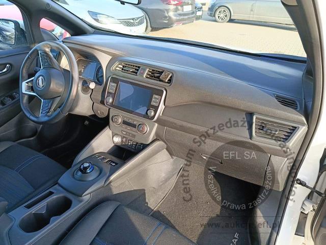 7 - Nissan Leaf 40kWh Acenta 2022r. DW7WT23 Magnice