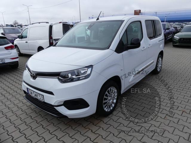 1 - Toyota Proace City Verso 1.5 D-4D  2023r. DW5WK53 Magnice