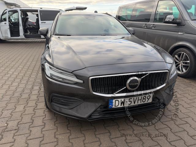 2 - Volvo V60 B3 B Core Automat Kombi 2023r. DW5VH89 Magnice