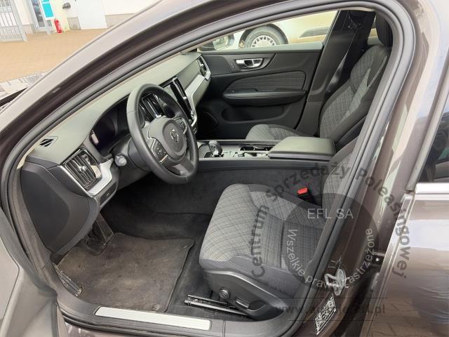 6 - Volvo V60 B3 B Core Automat Kombi 2023r. DW5VH89 Magnice