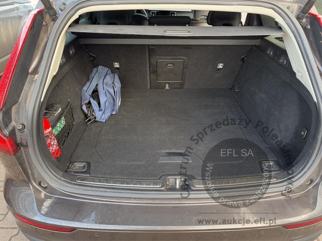 7 - Volvo V60 B3 B Core Automat Kombi 2023r. DW5VH89 Magnice