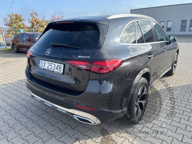 2 - MERCEDES BENZ GLC 300 DE 4-MATIC AVANTGARDE 2024r. DX25348 Pojazd znajduje się w firmie MDM AUTO sp. z o.o. ul. Zawodników 1, 80-729 Gdańsk