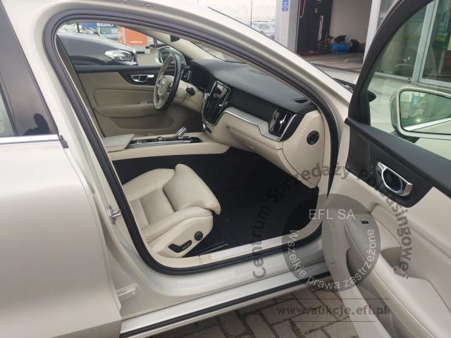 8 - Volvo S60 B4 B Inscription aut 2021r. DW4PM29 UWAGA!! Pojazd znajduje się w firmie AUTO MOTO CENTRUM sp. z o.o. ul. Ostrowska 328 (przy Trasie Katowickiej) 61-312 Poznań