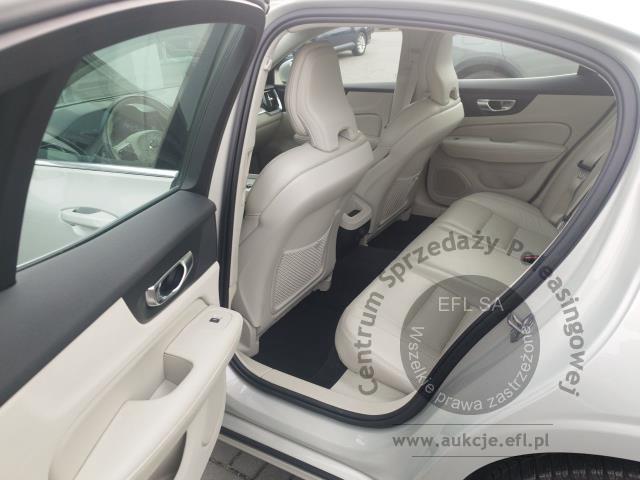 10 - Volvo S60 B4 B Inscription aut 2021r. DW4PM29 UWAGA!! Pojazd znajduje się w firmie AUTO MOTO CENTRUM sp. z o.o. ul. Ostrowska 328 (przy Trasie Katowickiej) 61-312 Poznań