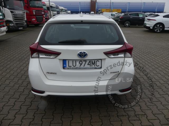 14 - TOYOTA  AURIS 1.8 HYBRID 135 ACTIVE 2017r.