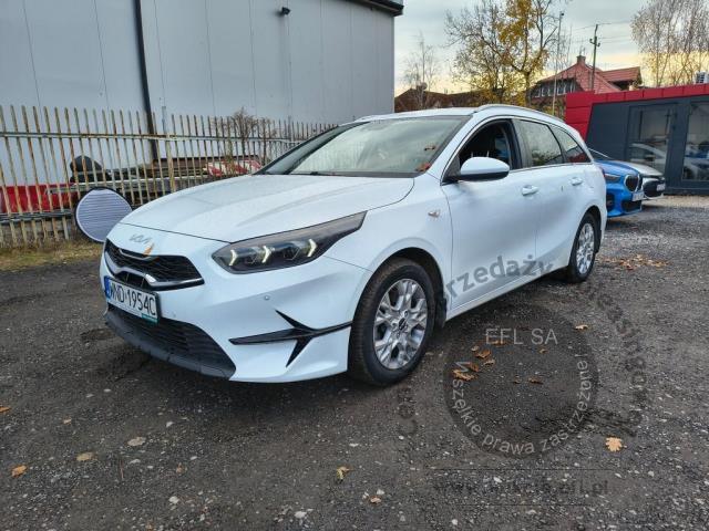 1 - Kia  Cee'd 2022r. WND1954C Pojazd znajduje się w firmie ARCTOS GROUP sp. z o.o. Al. Krakowska 7, 02-183 Warszawa