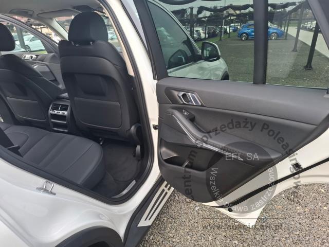 10 - BMW xDrive25d Step 2021r. SK857WC Pojazd znajduje się w firmie AACAR sp. z o.o. Kasztanowa 5, 32-400 Jawornik