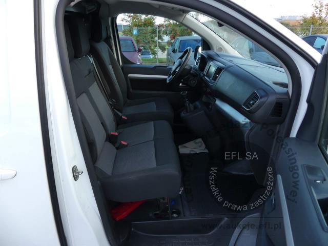 6 - Opel Vivaro 2.0 CDTI Extra Long 3,1 2022r. DW3TE48 Magnice