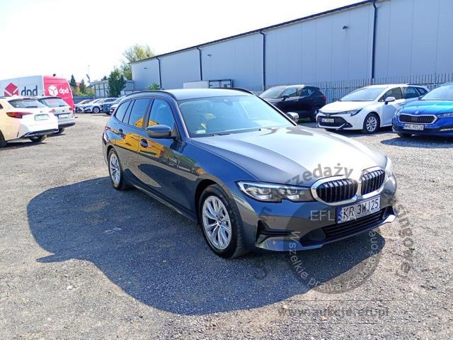 1 - BMW  Seria 3 2021r. KR3WJ25 Pojazd znajduje się w firmie ARCTOS GROUP sp. z o.o. Al. Krakowska 7, 02-183 Warszawa