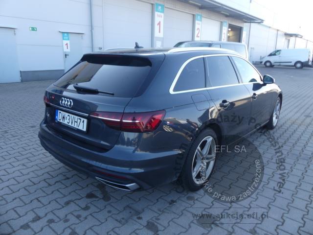 3 - Audi A4 40 TFSI mHEV Quattro 2023r. DW3VH71 Magnice