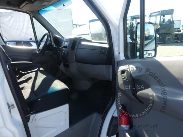 6 - MERCEDES - BENZ SPRINTER 316 CDI FURGON 2017r.
