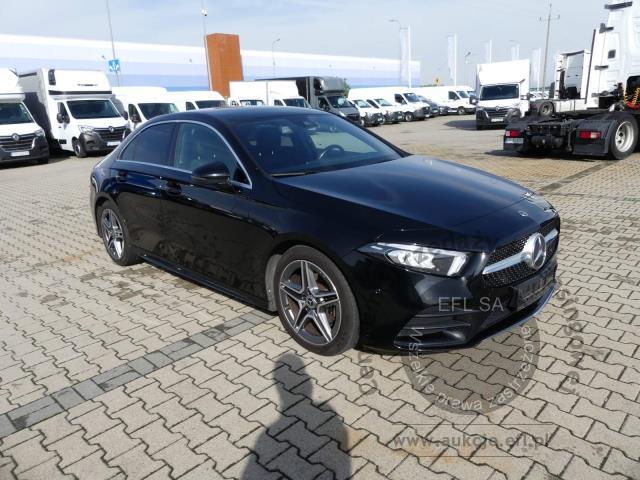 2 - MERCEDES - BENZ A 180 Sedan 1.3 136KM 2021r.