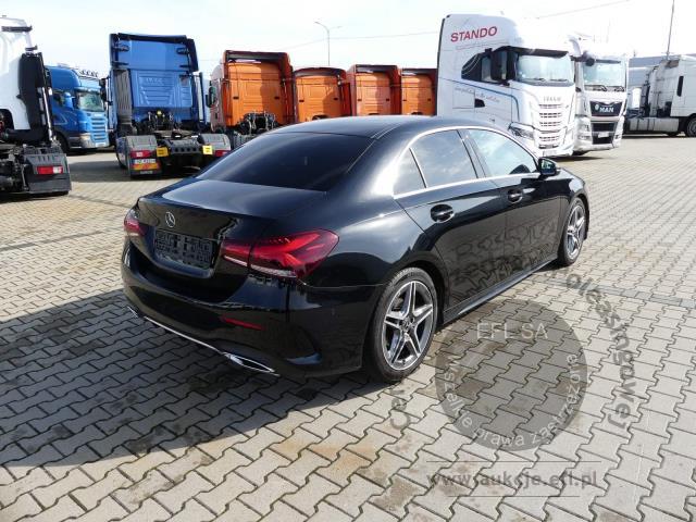 14 - MERCEDES - BENZ A 180 Sedan 1.3 136KM 2021r.