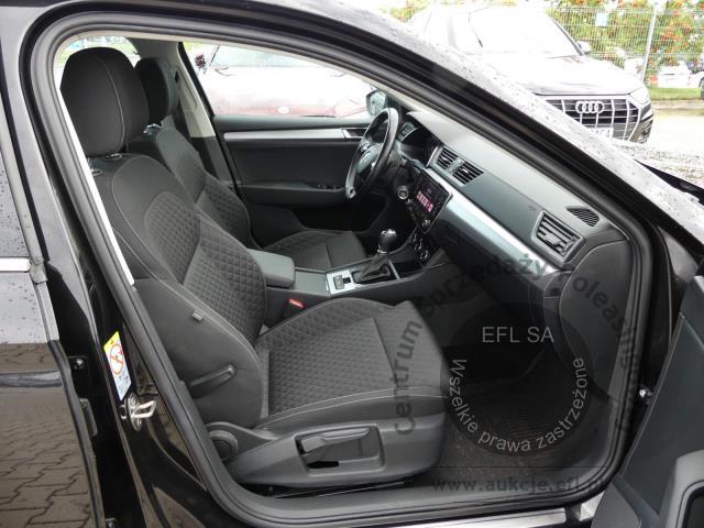 9 - Skoda Superb 2.0 TDI Ambition DSG 2021r. DW6NY82 Magnice
