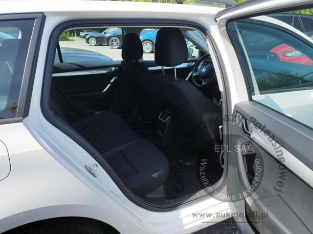 10 - Skoda Octavia 1.0 TSI GPF Ambition 2020r. DW5KF39 UWAGA!! Pojazd znajduje się w lokalizacji: Warszawa, Al. Krakowska 7, 02-183 Warszawa