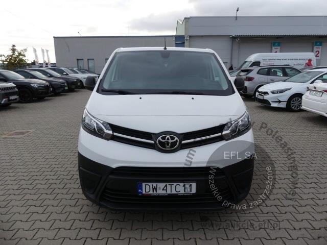 2 - Toyota Proace 2.0 D-4D Long 3,1t 2022r. DW4TC11 Magnice