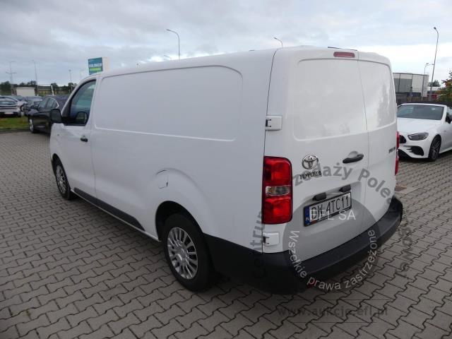 6 - Toyota Proace 2.0 D-4D Long 3,1t 2022r. DW4TC11 Magnice