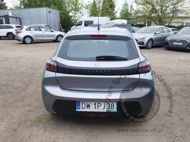 3 - Peugeot  208 1.2 PureTech 2021r. DW1PJ38 Pojazd znajduje się w firmie ARCTOS GROUP sp. z o.o. Al. Krakowska 7, 02-183 Warszawa