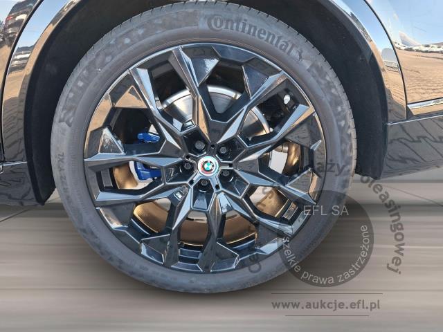 18 - BMW X7 XDRIVE40D MHEV 2022r.
