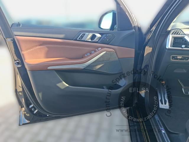 10 - BMW X7 XDRIVE40D MHEV 2022r.