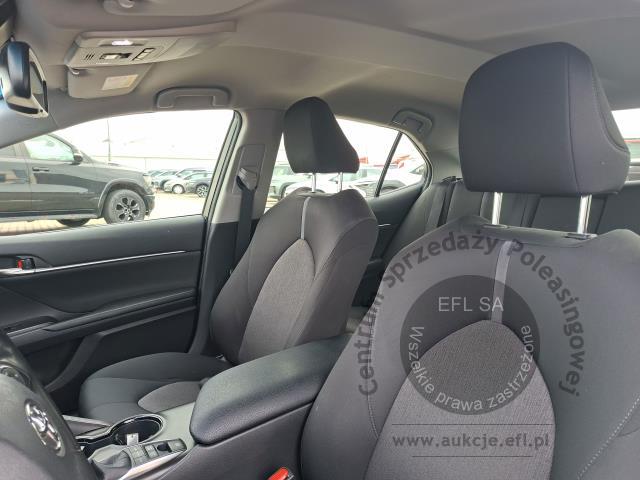 11 - TOYOTA CAMRY 2.5 HYBRID CVT COMFORT 2021r.