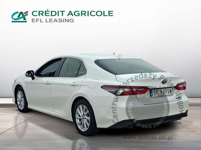 6 - TOYOTA CAMRY 2.5 HYBRID CVT COMFORT 2021r.