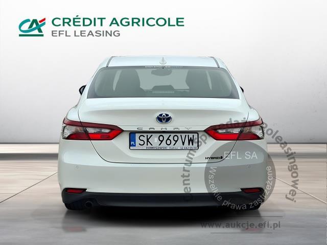 7 - TOYOTA CAMRY 2.5 HYBRID CVT COMFORT 2021r.