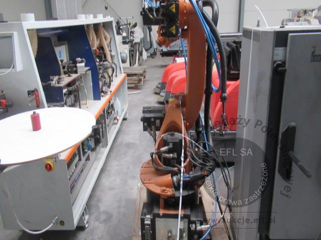 3 - Robot przemysłowy Kuka KR16 z kontrolerem