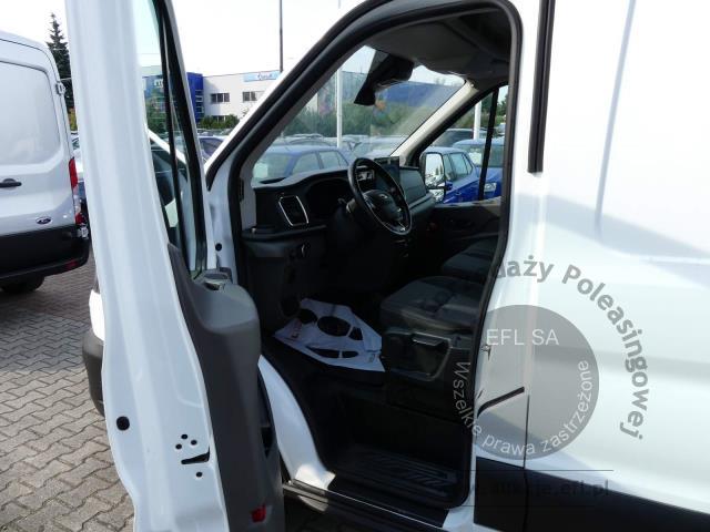 6 - Ford E-Transit 350 L3H2 RWD Trend 2023r. PY44009 UWAGA!! Pojazd znajduje się w firmie AUTO MOTO CENTRUM sp. z o.o. ul. Ostrowska 328 (przy Trasie Katowickiej) 61-312 Poznań