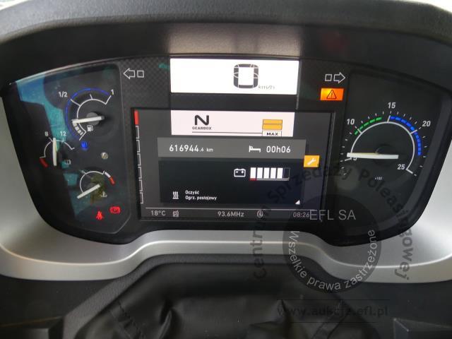 6 - RENAULT T440 4X2 AUTOMAT 2019r.