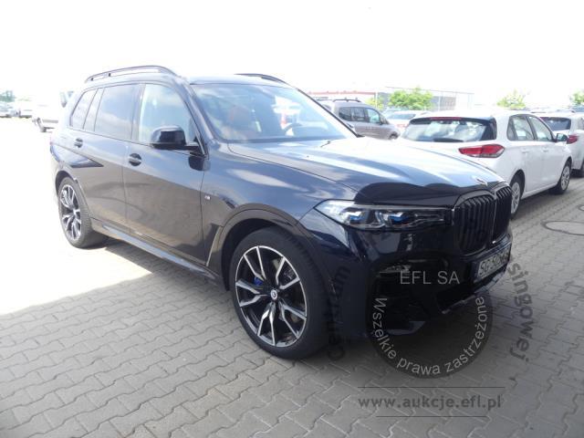 3 - BMW X7 XDRIVE40D MHEV 2022r.