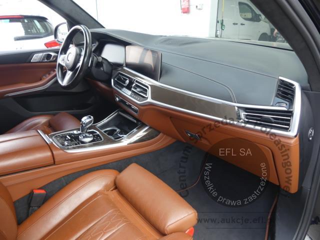 6 - BMW X7 XDRIVE40D MHEV 2022r.
