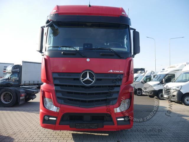 2 - MERCEDES - BENZ ACTROS 1845 BLUETEC 6 4X2 2017r.