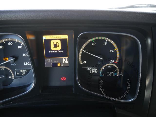 5 - MERCEDES - BENZ ACTROS 1845 BLUETEC 6 4X2 2017r.