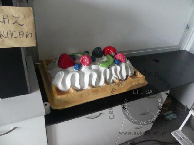 16 - Przyczepa gastronomiczna &quot;LODY GOFRY&quot; Niewiadów B3500  2022r.