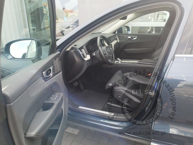 7 - Volvo XC 60 B5 D AWD Inscription aut Kombi 2022r. UWAGA!! Pojazd znajduje się w firmie Arctos Sp. z o.o. Warszawa, Al. Krakowska 7, 02-183 Warszawa