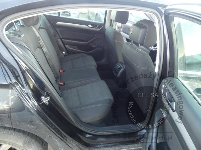 10 - Volkswagen PASSAT 1.5 TSI EVO DSG 2022r. DW1SK89 Magnice