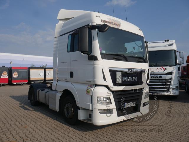 3 - EFL FINANCE MAN TGX 18.460 4X2 LLS-U XLX 2017r.