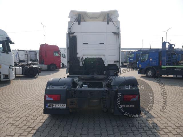 5 - EFL FINANCE MAN TGX 18.460 4X2 LLS-U XLX 2017r.
