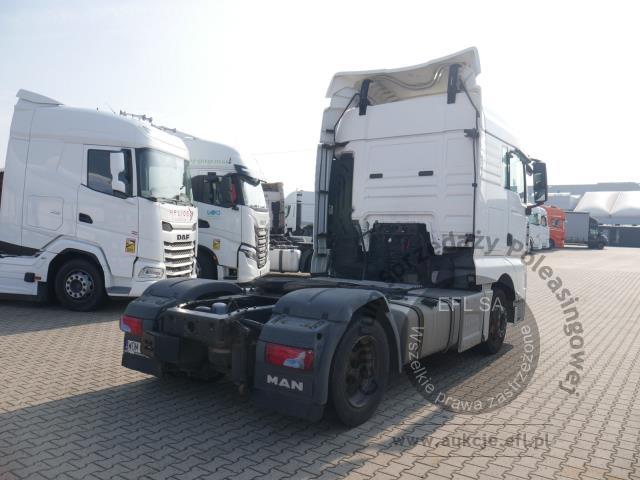 6 - EFL FINANCE MAN TGX 18.460 4X2 LLS-U XLX 2017r.