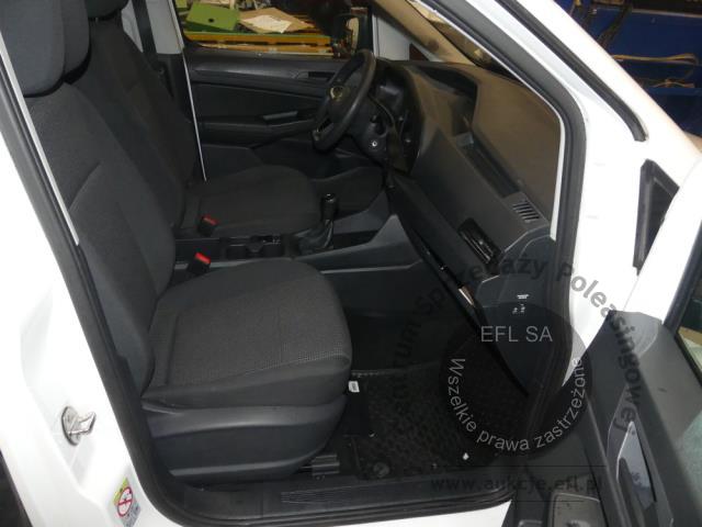 8 - Volkswagen Caddy Cargo Maxi 2.0 TDI 2022r. DW8VL68 Magnice