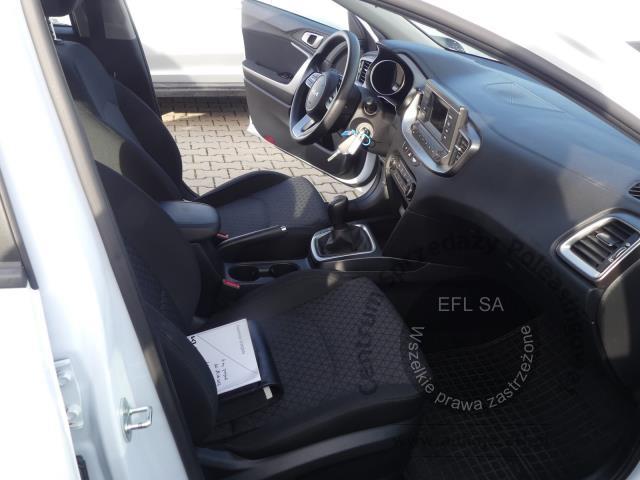 10 - Kia Ceed 1.0 T-GDI S Kombi 2022r. DW3SY87 Magnice