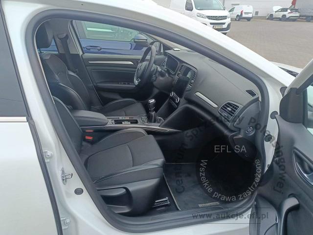10 - Renault Megane 1.3 TCe FAP Intens 2022r. WZ851FU Magnice