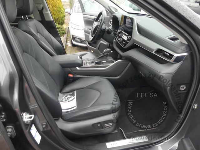 10 - Toyota Highlander 2.5 Executive 2022r. DW2TW42 UWAGA!! Pojazd znajduje się w firmie AUTO MOTO CENTRUM sp. z o.o. ul. Ostrowska 328 (przy Trasie Katowickiej) 61-312 Poznań