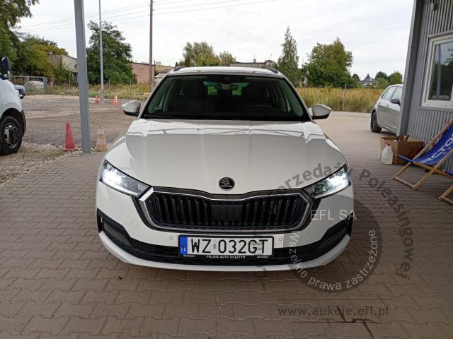 2 - Skoda Octavia 2.0 TDI Ambition DSG 2023r. WZ032GT Pojazd znajduje się w firmie ARCTOS GROUP sp. z o.o. Al. Krakowska 7, 02-183 Warszawa