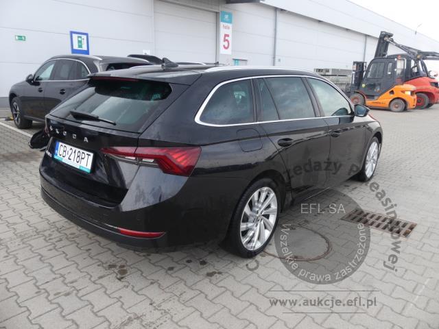 17 - SKODA OCTAVIA 2.0 TDI AUTOMAT STYLE 2023r.