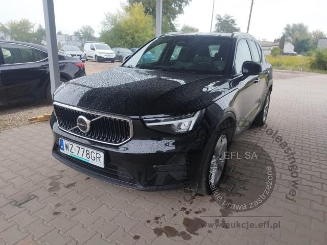 1 - Volvo XC40 B3 Core aut 2023r. WZ778GR Pojazd znajduje się w firmie ARCTOS GROUP sp. z o.o. Al. Krakowska 7, 02-183 Warszawa
